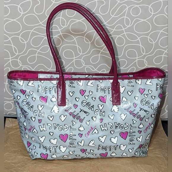 Coach Poppy Graffiti Heart Coated Canvas Tote EUC - Picture 3 of 15